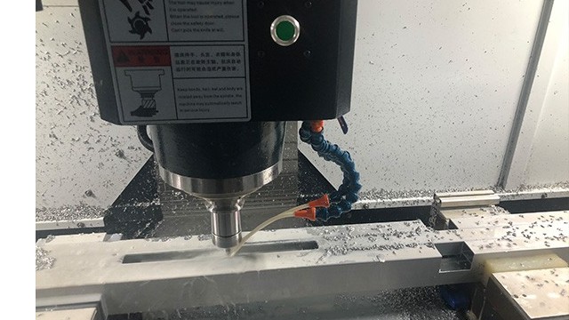 鋁加工中心要用哪種切削液比較好？-科鼎鑫