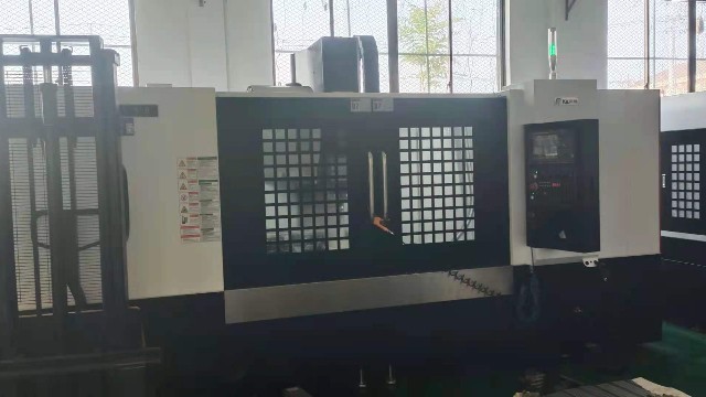 數(shù)控加工中心怎么換刀？
