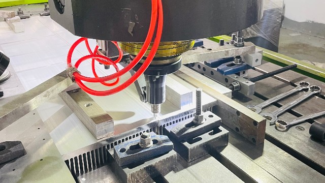 攪拌摩擦焊過程，是這么操作的嗎？-科鼎鑫數(shù)控